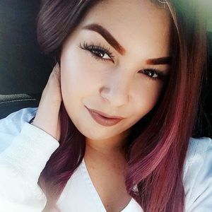 Meet your Posher, Felicia